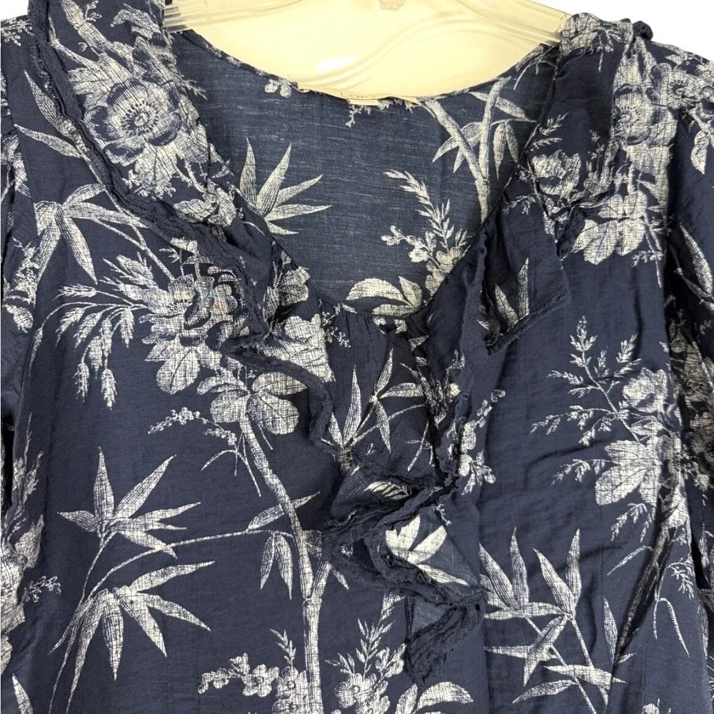 LOFT Women's Navy/White Floral V-Neck Puff Short Sleeve Ruffle Blouse M Summer